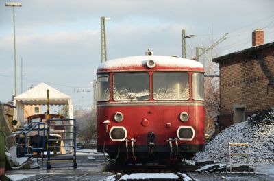 Winterschlaf
Unsere Schienenbusse halten aktuell noch Winterschlaf. Wir hoffen, das wir nach der Coronapandemie wieder mit ihnen unterwegs sein können.© Frank Trumpold
