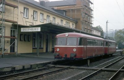 1984-10-19 Dia 38-39 Dillenburg 998 816 + 798 670
© Dr. Markus Höfner - Sammlung Frank Trumpold
